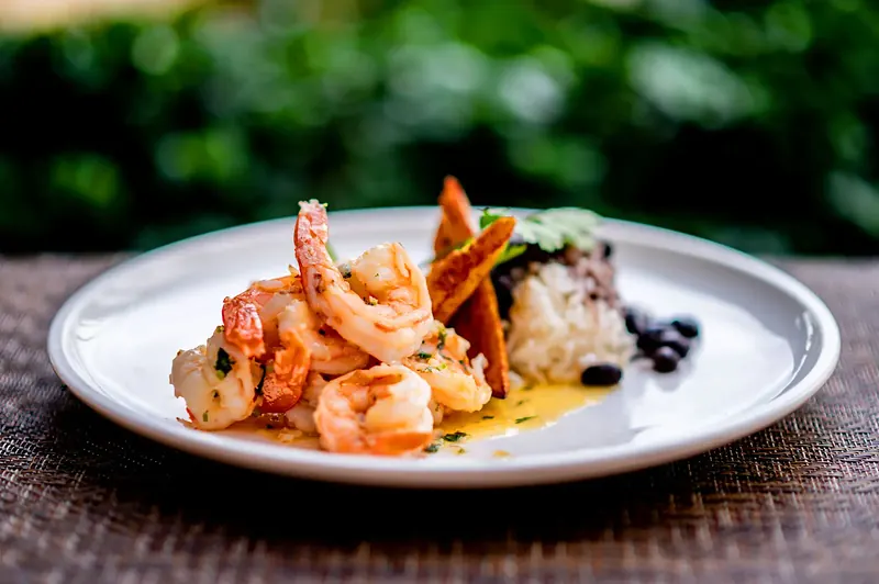 Shrimp with rice and plantain